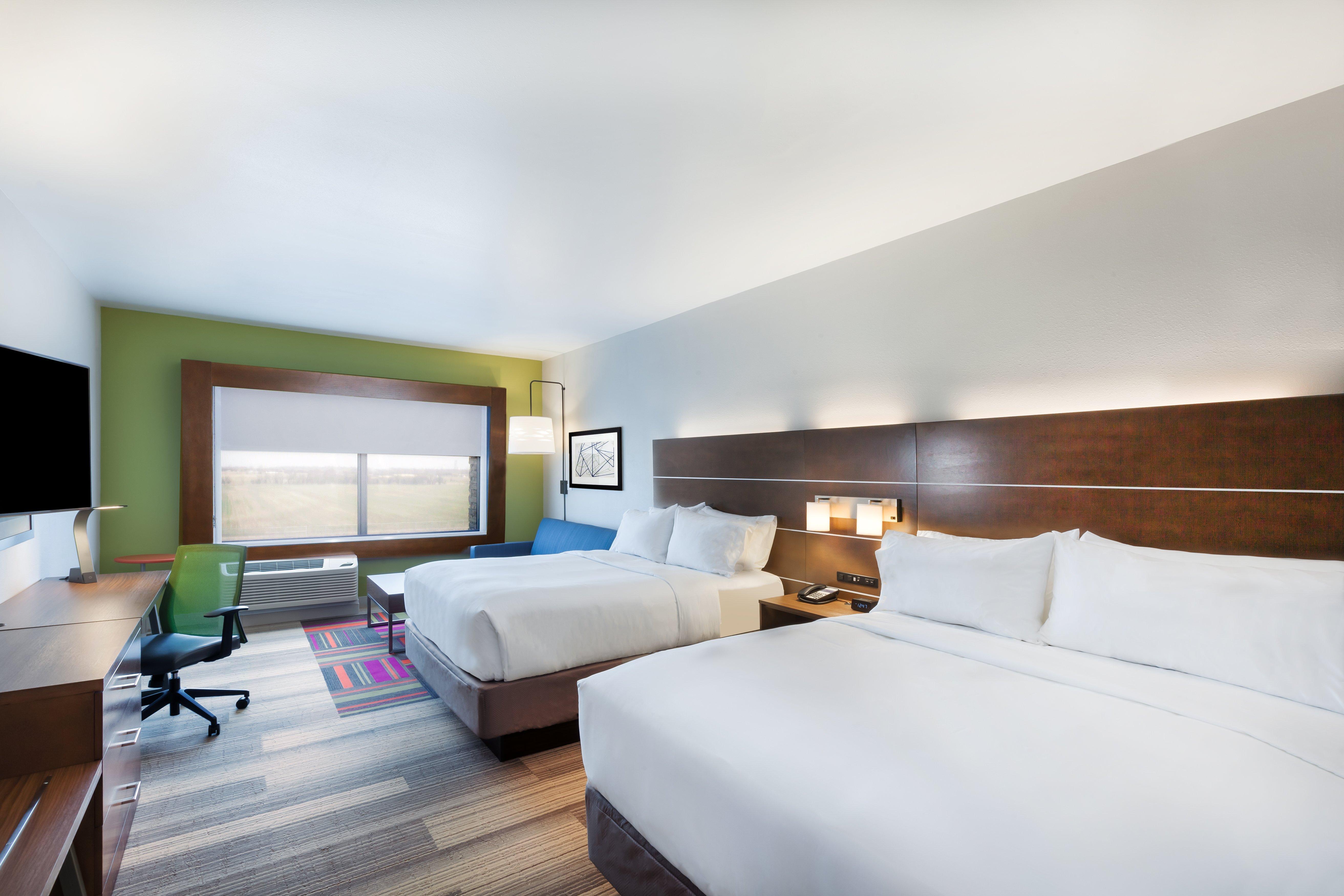 Holiday Inn Express And Suites Chanute, An Ihg Hotel Екстер'єр фото